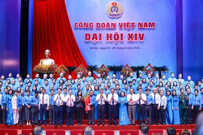 /storage/photos/2023/09/07/11/chinh-sach-cham-lo-doi-song-cho-nguoi-lao-dong-cong-nhan-5.webp